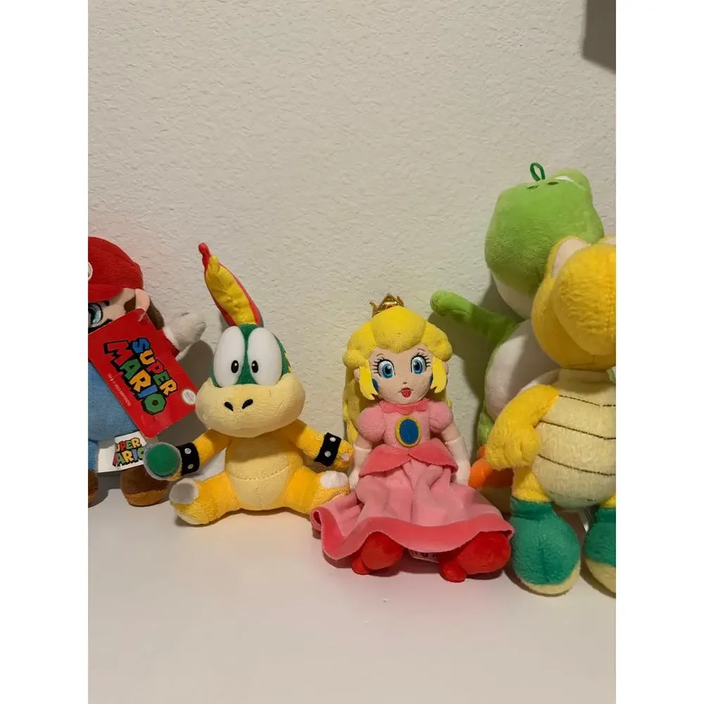Super Mario Bros Nintendo Stuffed Plush Lot of 5 Mario Yoshi Lemmy Koopa peaches